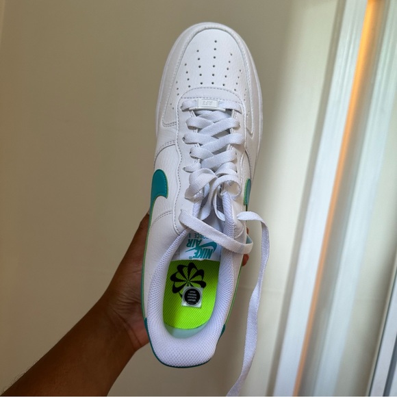 Nike Air Force 1 Women’s - Picture 11 of 12